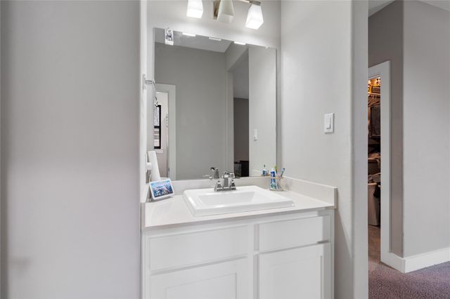 140 Lakehouse Landing Drive, Katy, TX 77493