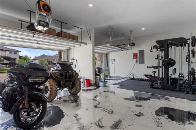 140 Lakehouse Landing Drive, Katy, TX 77493