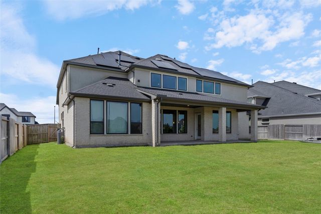 140 Lakehouse Landing Drive, Katy, TX 77493