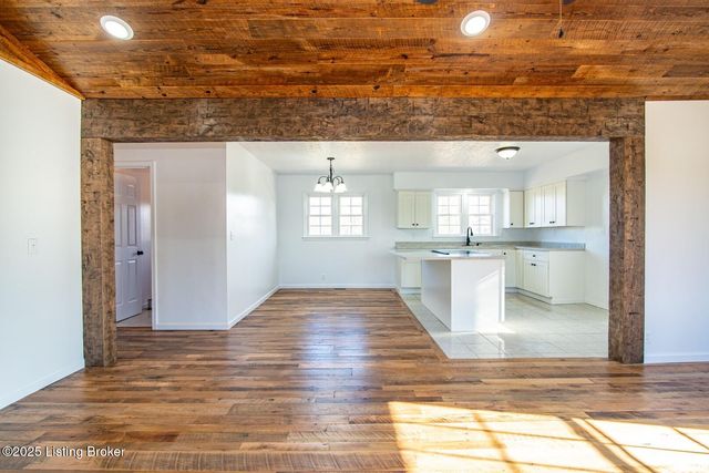 13293 Priceville Rd, Cub Run, KY 42729