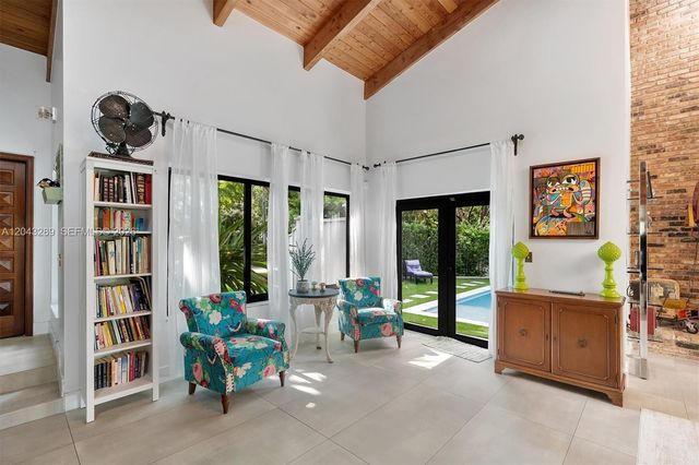 9200 NE 12th Ave, Miami Shores, FL 33138