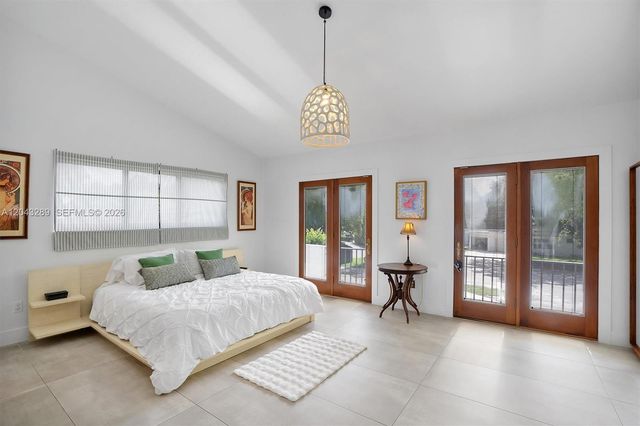9200 NE 12th Ave, Miami Shores, FL 33138