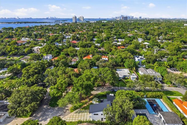9200 NE 12th Ave, Miami Shores, FL 33138