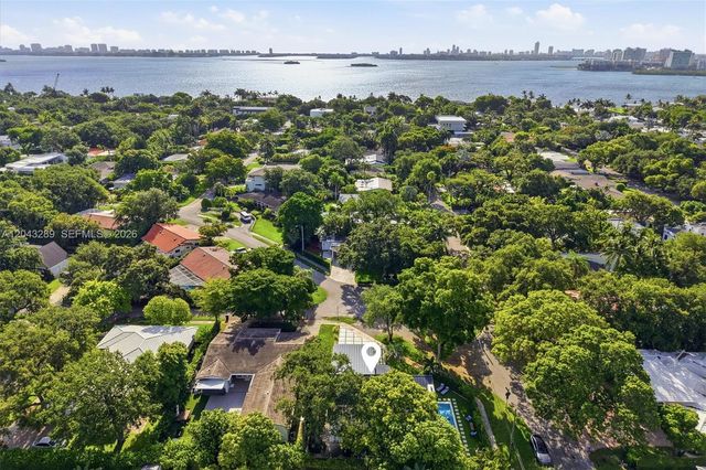 9200 NE 12th Ave, Miami Shores, FL 33138