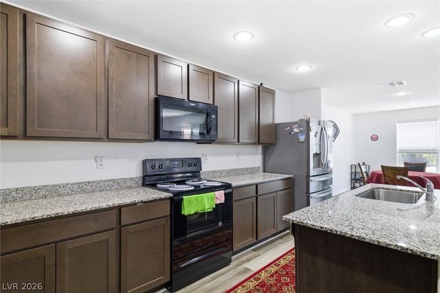 3813 East Gunnison Avenue, Pahrump, NV 89061