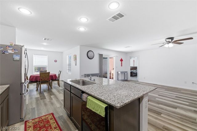 3813 East Gunnison Avenue, Pahrump, NV 89061