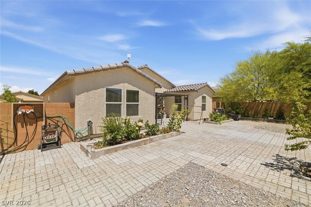3813 East Gunnison Avenue, Pahrump, NV 89061