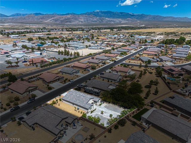 3813 East Gunnison Avenue, Pahrump, NV 89061