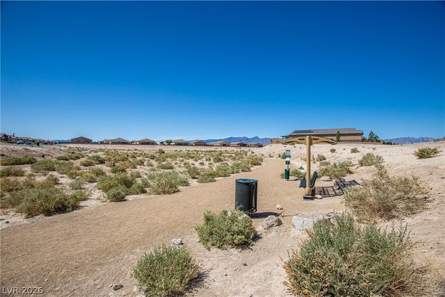 3813 East Gunnison Avenue, Pahrump, NV 89061