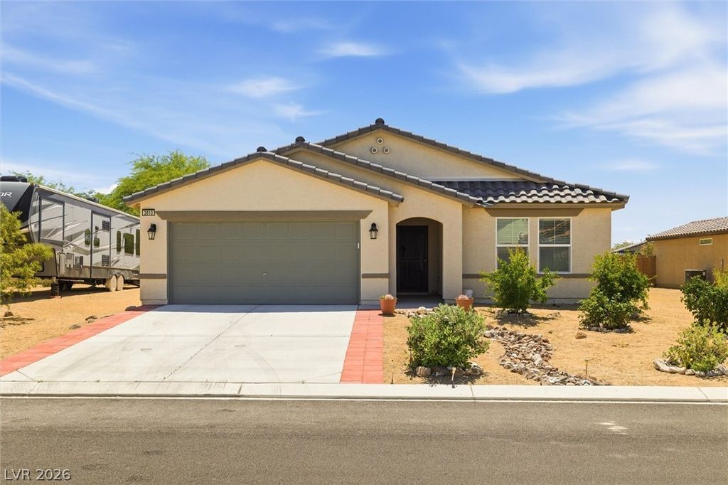 3813 East Gunnison Avenue, Pahrump, NV 89061