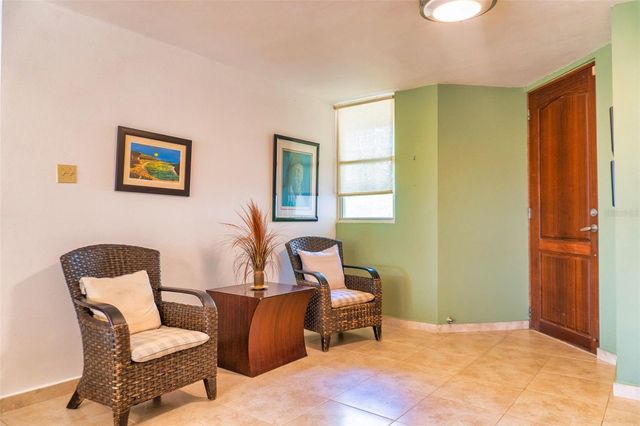 285 PALMANOVA INN RD 9-102, Humacao, PR 00791