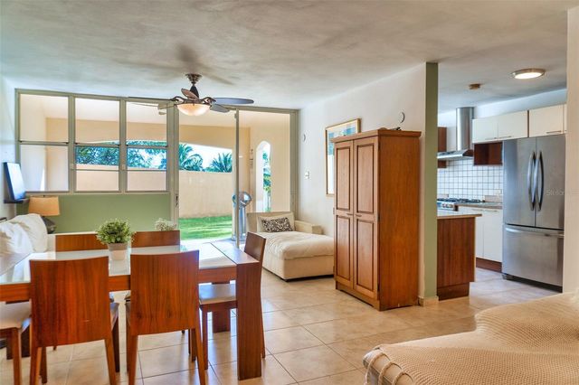 285 PALMANOVA INN RD 9-102, Humacao, PR 00791