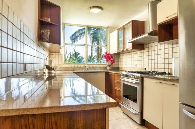 285 PALMANOVA INN RD 9-102, Humacao, PR 00791