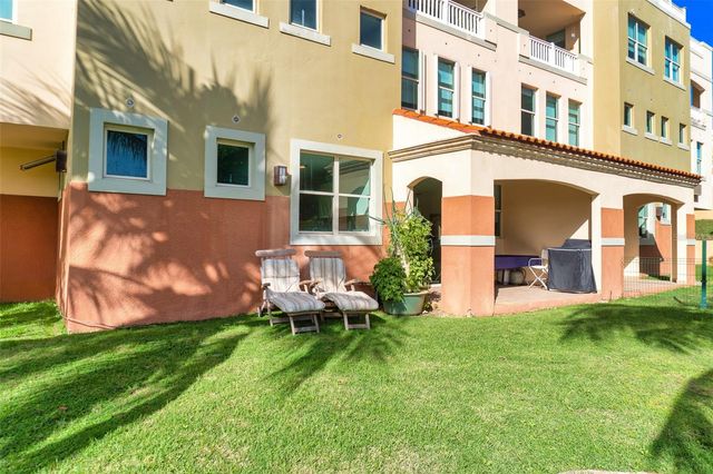 285 PALMANOVA INN RD 9-102, Humacao, PR 00791