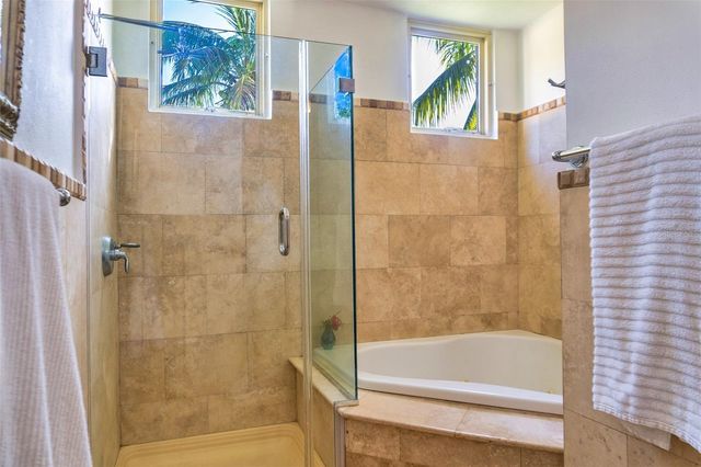 285 PALMANOVA INN RD 9-102, Humacao, PR 00791