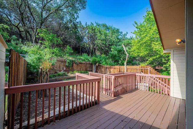 6616 Mesa Hollow DR, Austin, TX 78750