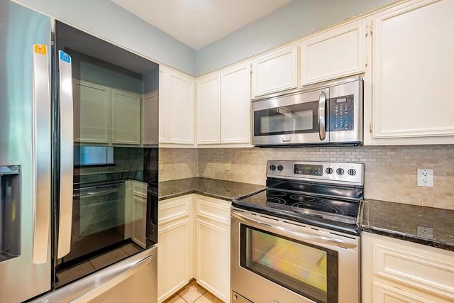 6616 Mesa Hollow DR, Austin, TX 78750