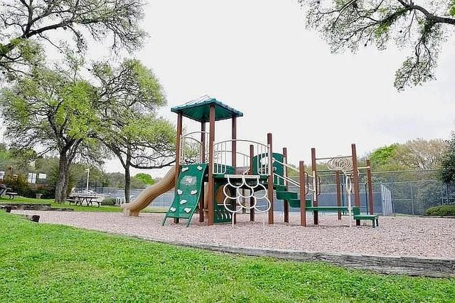 6616 Mesa Hollow DR, Austin, TX 78750