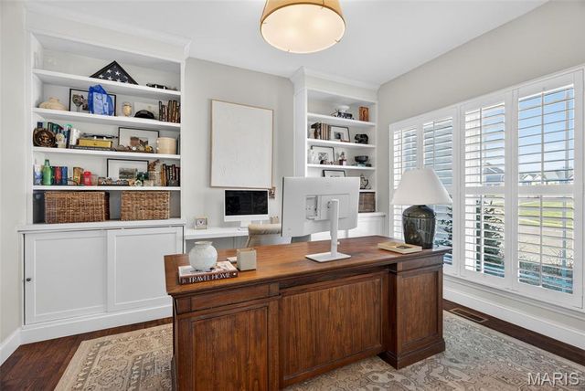 1042 Timber Bluff Drive, Wentzville, MO 63385