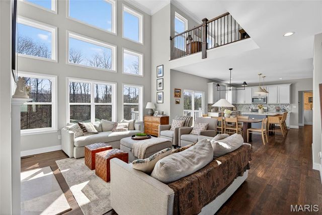 1042 Timber Bluff Drive, Wentzville, MO 63385