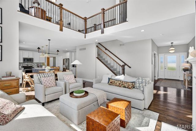 1042 Timber Bluff Drive, Wentzville, MO 63385