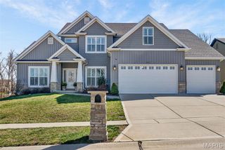 1042 Timber Bluff Drive, Wentzville, MO 63385