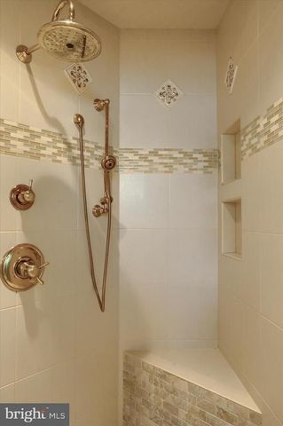 535 W HIGH ST, Hummelstown, PA 17036