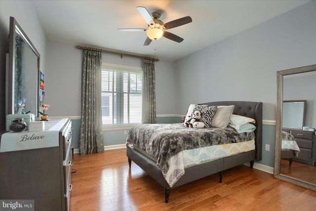 535 W HIGH ST, Hummelstown, PA 17036