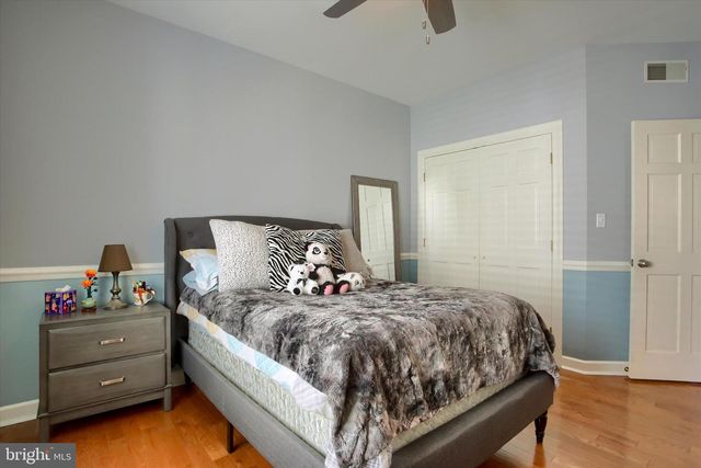 535 W HIGH ST, Hummelstown, PA 17036