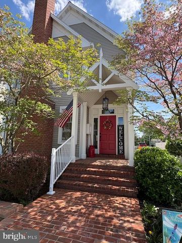535 W HIGH ST, Hummelstown, PA 17036