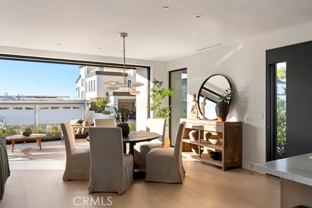 220 Carnation Avenue, Corona Del Mar (newport Beach), CA 92625