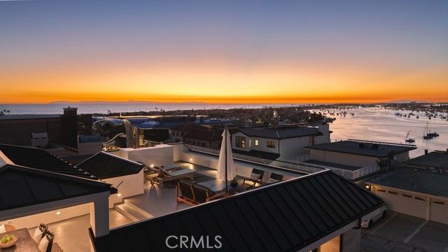 220 Carnation Avenue, Corona Del Mar (newport Beach), CA 92625