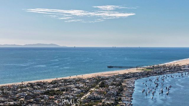 220 Carnation Avenue, Corona Del Mar (newport Beach), CA 92625