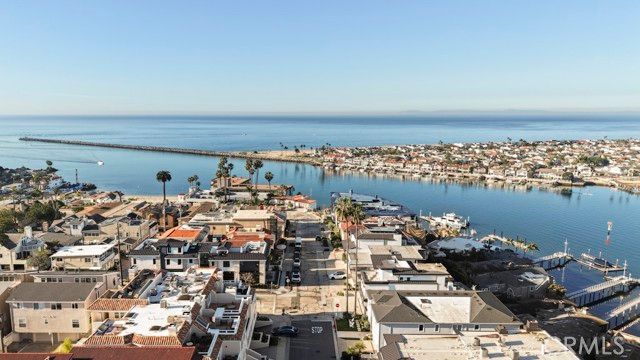 220 Carnation Avenue, Corona Del Mar (newport Beach), CA 92625