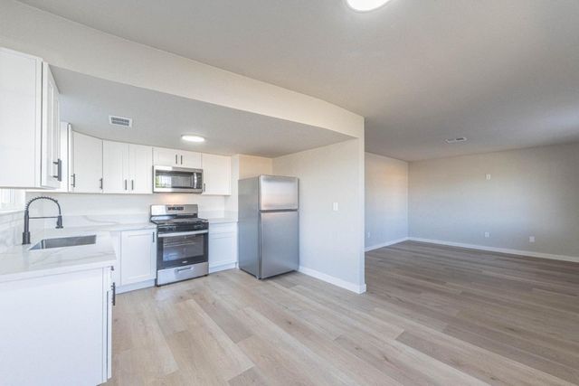 614 Maple Street, King City, CA 93930