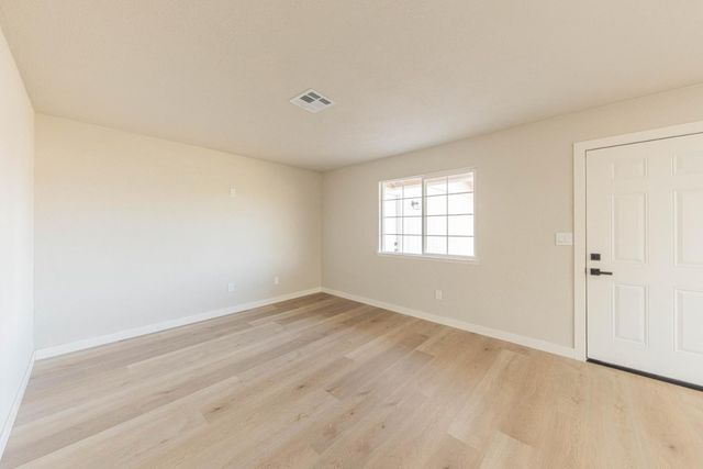 614 Maple Street, King City, CA 93930