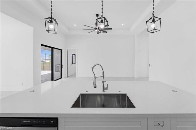 3234 NW 21st TER, Cape Coral, FL 33993