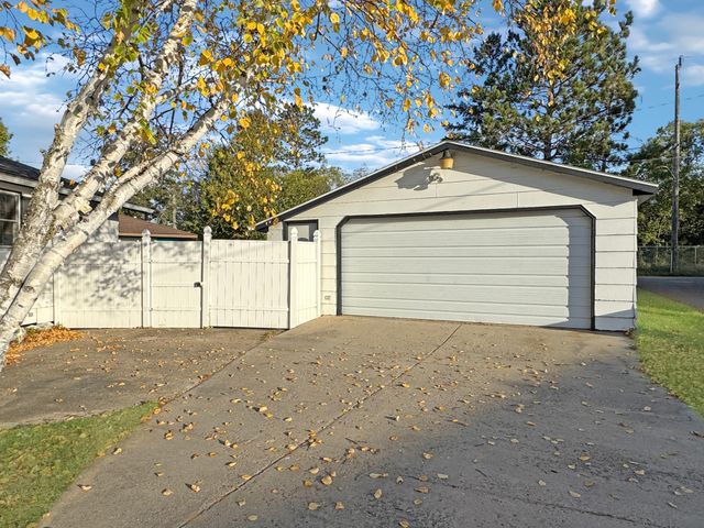 1812 America Court NW, Bemidji, MN 56601