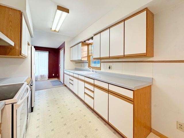 1812 America Court NW, Bemidji, MN 56601