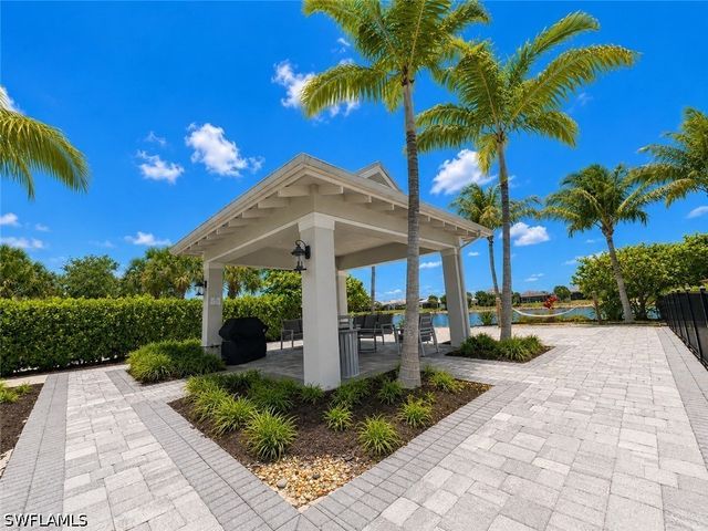9028 Mayreau WAY, Naples, FL 34114