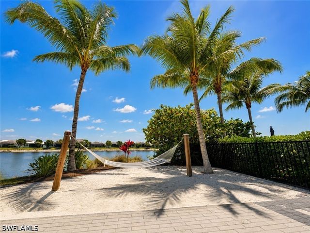 9028 Mayreau WAY, Naples, FL 34114