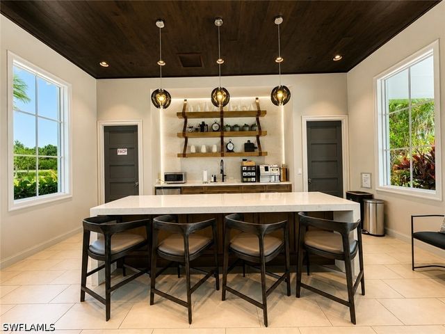 9028 Mayreau WAY, Naples, FL 34114