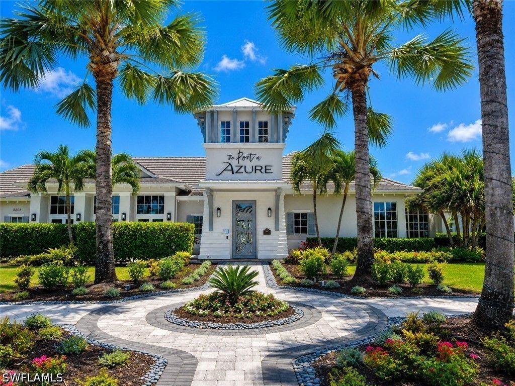 9028 Mayreau WAY, Naples, FL 34114