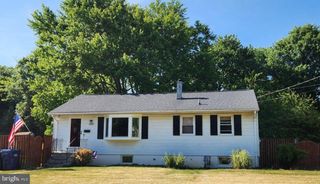 2434 PHILLIPS DR, Alexandria, VA 22306