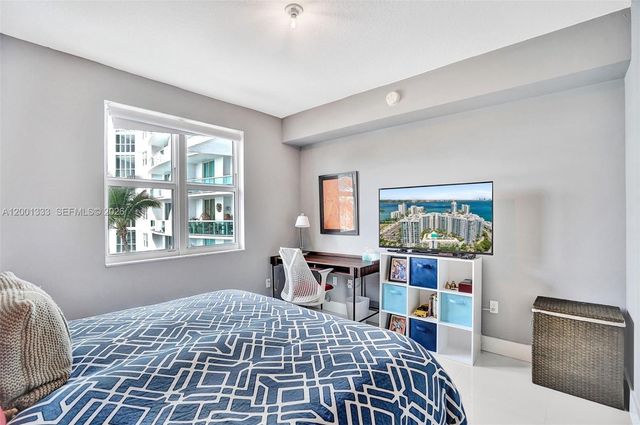 7900 Harbor Island Dr 704, North Bay Village, FL 33141