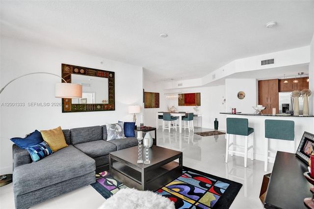 7900 Harbor Island Dr 704, North Bay Village, FL 33141