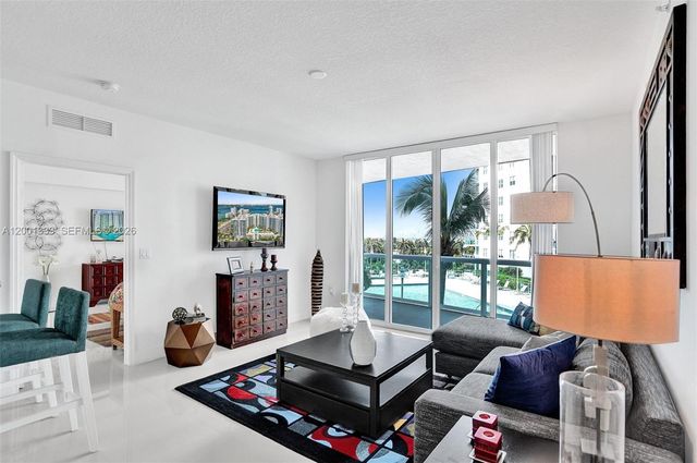 7900 Harbor Island Dr 704, North Bay Village, FL 33141