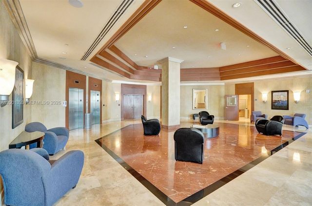 7900 Harbor Island Dr 704, North Bay Village, FL 33141