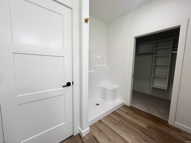 8768 Grand Forest Drive, New Haven, IN 46774