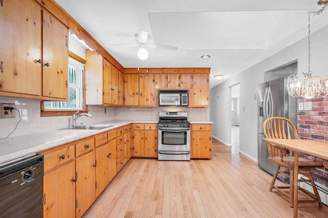 5 Craven Terrace, Derry, NH 03038